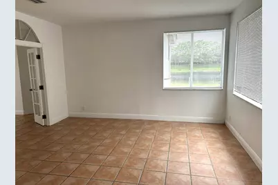 4361 Dogwood Circle, Weston, FL 33331 - Photo 6