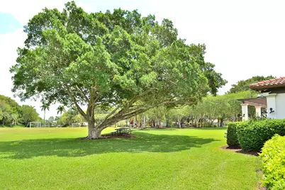 4361 Dogwood Circle, Weston, FL 33331 - Photo 20