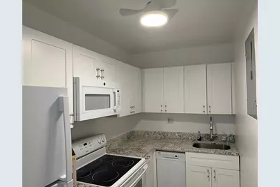 3000 Riomar Street #703, Fort Lauderdale, FL 33304 - Photo 2