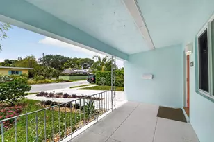 146 Wellesley Dr, Lake Worth Beach, FL 33460 - Photo 6