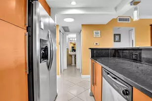 401 Golden Isles Dr, Hallandale Beach, FL 33009 - Photo 10