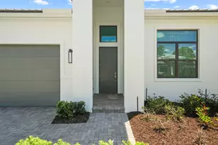 2752 SE Ashfield Dr, Port Saint Lucie, FL 34984 - Photo 2