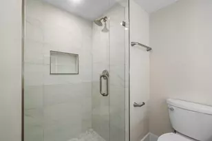 16 Stratford Dr E, Boynton Beach, FL 33436 - Photo 6