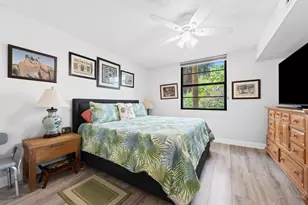 1709 Whitehall Dr, Davie, FL 33324 - Photo 10