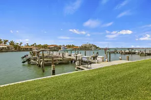 1315 Bayshore Dr, Fort Pierce, FL 34949 - Photo 4