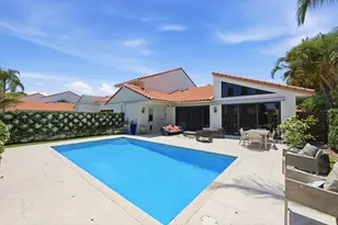 2552 Sheltingham Dr, Wellington, FL 33414 - Photo 6