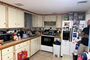 827 N A Street E, Lake Worth Beach, FL 33460 - Photo 4