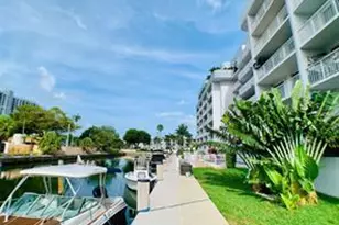 1650 NE 115th St, Miami, FL 33181 - Photo 2