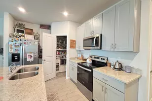 2410 SE Tarvest Wy, Stuart, FL 34997 - Photo 12