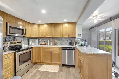 66 Capri B, Delray Beach, FL 33484 - Photo 8