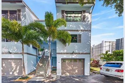 3250 NE 12th Street NE #6, Pompano Beach, FL 33062 - Photo 1