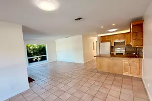 630 NE 19th Ave, Deerfield Beach, FL 33441 - Photo 10
