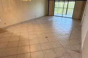 2238 N Cypress Bend Dr, Pompano Beach, FL 33069 - Photo 6