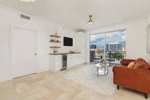 616 Clearwater Park Rd, West Palm Beach, FL 33401 - Photo 8