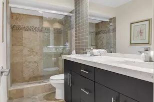 706 Foxpointe Cir, Delray Beach, FL 33445 - Photo 24