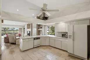10330 Silver Lake Dr, Boca Raton, FL 33428 - Photo 20
