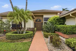 10330 Silver Lake Dr, Boca Raton, FL 33428 - Photo 4
