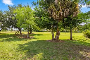 2920 Twin Oaks Way, Wellington, FL 33414 - Photo 28