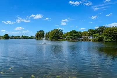 620 NW 215th Avenue, Pembroke Pines, FL 33029 - Photo 4