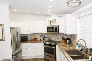 620 NW 215th Ave, Pembroke Pines, FL 33029 - Photo 8
