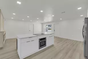 8431 NW 27th Pl, Sunrise, FL 33322 - Photo 36