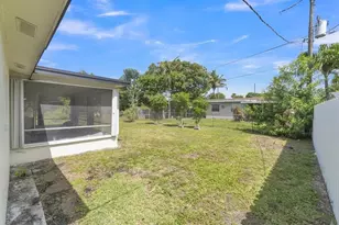8431 NW 27th Pl, Sunrise, FL 33322 - Photo 46