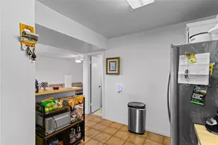 8990 S Hollybrook Blvd, Pembroke Pines, FL 33025 - Photo 16