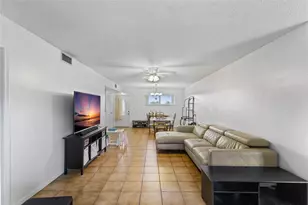 8990 S Hollybrook Blvd, Pembroke Pines, FL 33025 - Photo 20