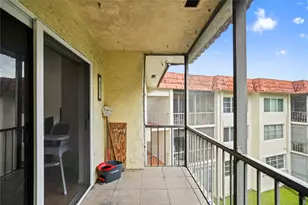 8990 S Hollybrook Blvd, Pembroke Pines, FL 33025 - Photo 30