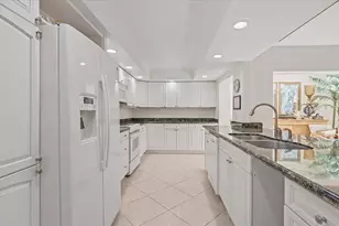 16997 Freshwind Cir, Jupiter, FL 33477 - Photo 6