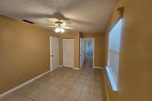 903 NW Spruce Ridge Dr, Stuart, FL 34994 - Photo 2