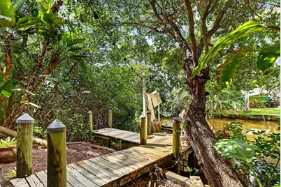 540 SW Akron Avenue, Stuart, FL 34994 - Photo 24