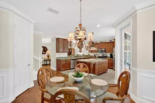 540 SW Akron Ave, Stuart, FL 34994 - Photo 8