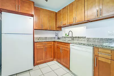 5160 Las Verdes Circle #117, Delray Beach, FL 33484 - Photo 8