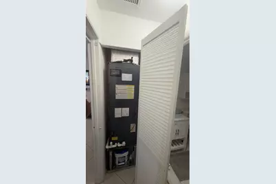 1570 Royal Forest Court, West Palm Beach, FL 33406 - Photo 28