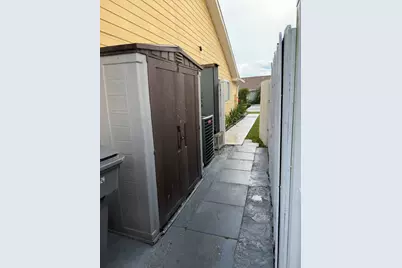 1570 Royal Forest Court, West Palm Beach, FL 33406 - Photo 24