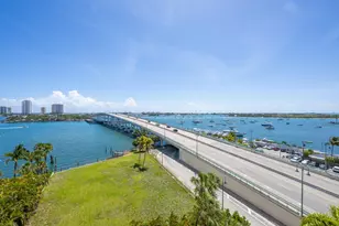2640 Lake Shore Dr, Riviera Beach, FL 33404 - Photo 2