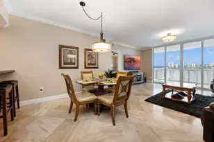 2640 Lake Shore Dr, Riviera Beach, FL 33404 - Photo 8