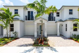 6979 Pines Cir, Coconut Creek, FL 33073 - Photo 1