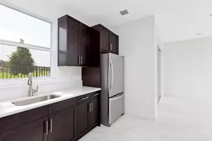 6979 Pines Cir, Coconut Creek, FL 33073 - Photo 14