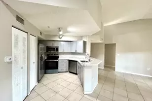 741 N Pine Island Rd, Plantation, FL 33324 - Photo 6