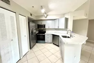 741 N Pine Island Rd, Plantation, FL 33324 - Photo 8