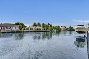 2866 NE 30th St, Fort Lauderdale, FL 33306 - Photo 44