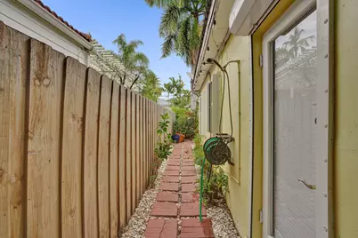530 NE 11th Avenue, Fort Lauderdale, FL 33301 - Photo 40