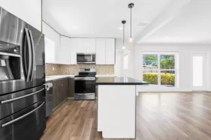 4751 NE 2nd Ave, Oakland Park, FL 33334 - Photo 8