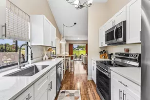 12800 SE Laurel Valley Ln, Hobe Sound, FL 33455 - Photo 8