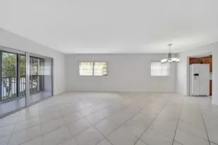 13001 SW 15th Ct, Pembroke Pines, FL 33027 - Photo 36