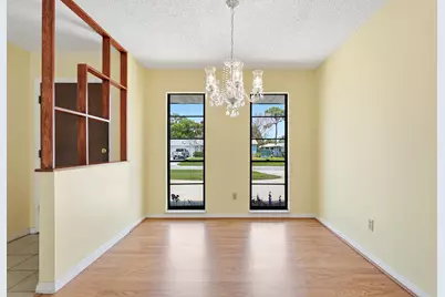 814 SE Celtic Avenue, Port Saint Lucie, FL 34983 - Photo 12