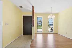 814 SE Celtic Ave, Port Saint Lucie, FL 34983 - Photo 4