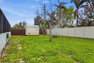 814 SE Celtic Ave, Port Saint Lucie, FL 34983 - Photo 30